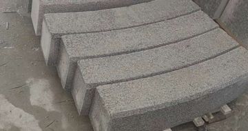 衢州芝麻白弧形路牙石