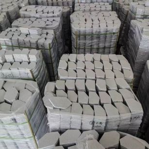 衢州芝麻白石材冰裂纹，碎拼。